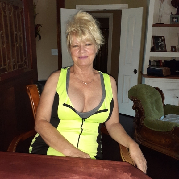 COPY - Meet your Posher, Jo - Picture 4 of 7